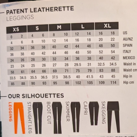 NWT HUE Patent leather leggings. Size L. In package. Black & Shiny. SEXY 🖤 - Picture 4 of 5